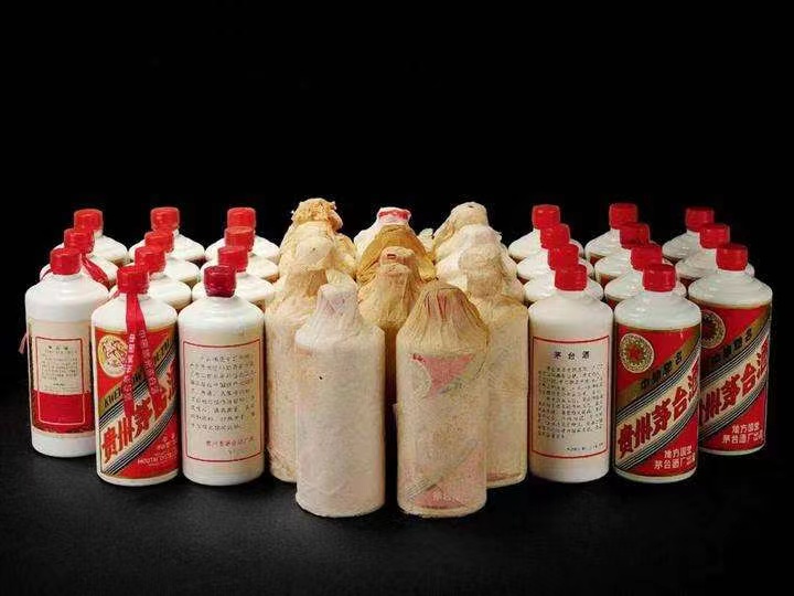 扶风日照岚山回收酒价格哪里回收(附近上门回收茅台酒）?